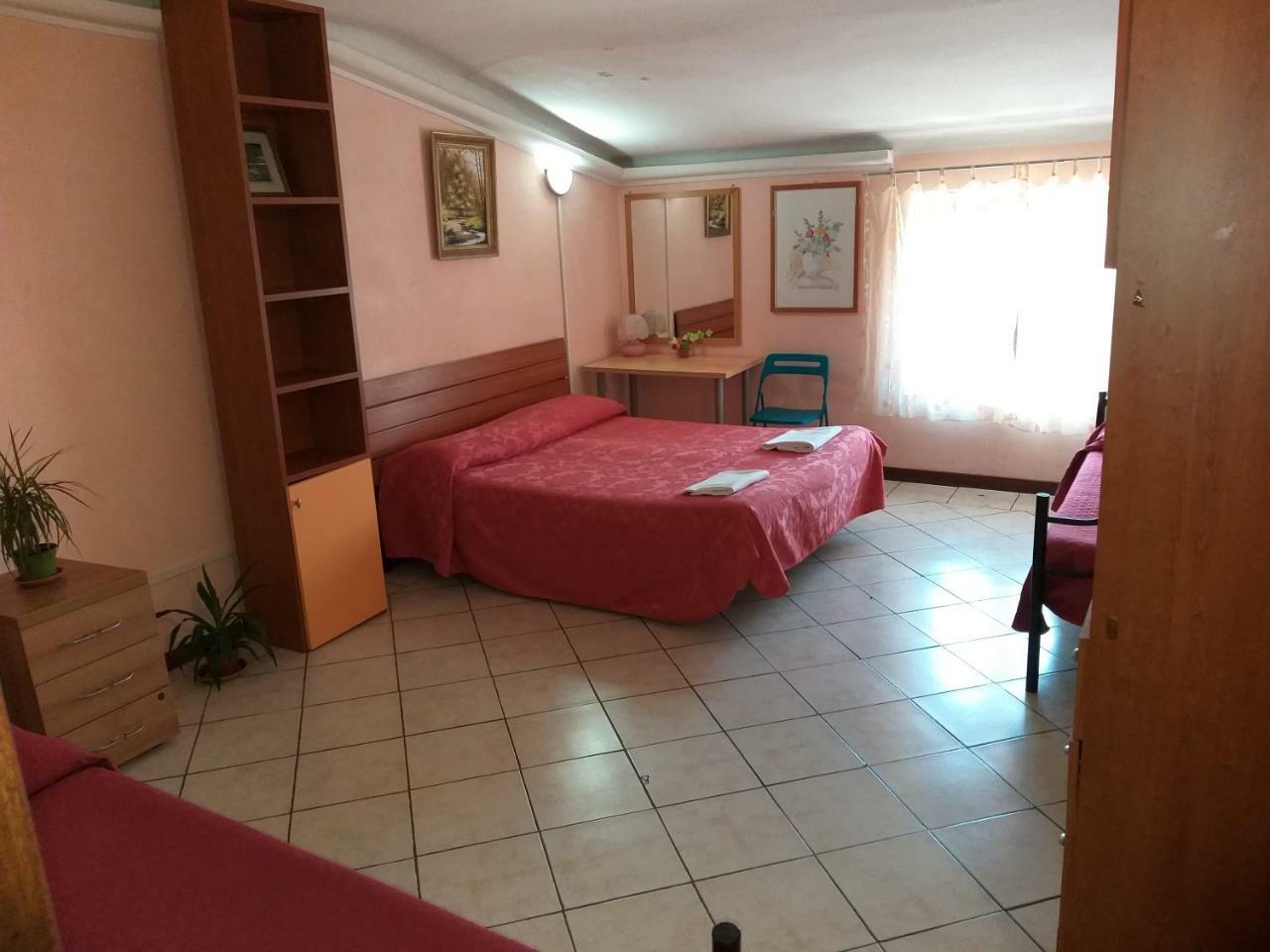 Roma Inn 2000 Dış mekan fotoğraf
